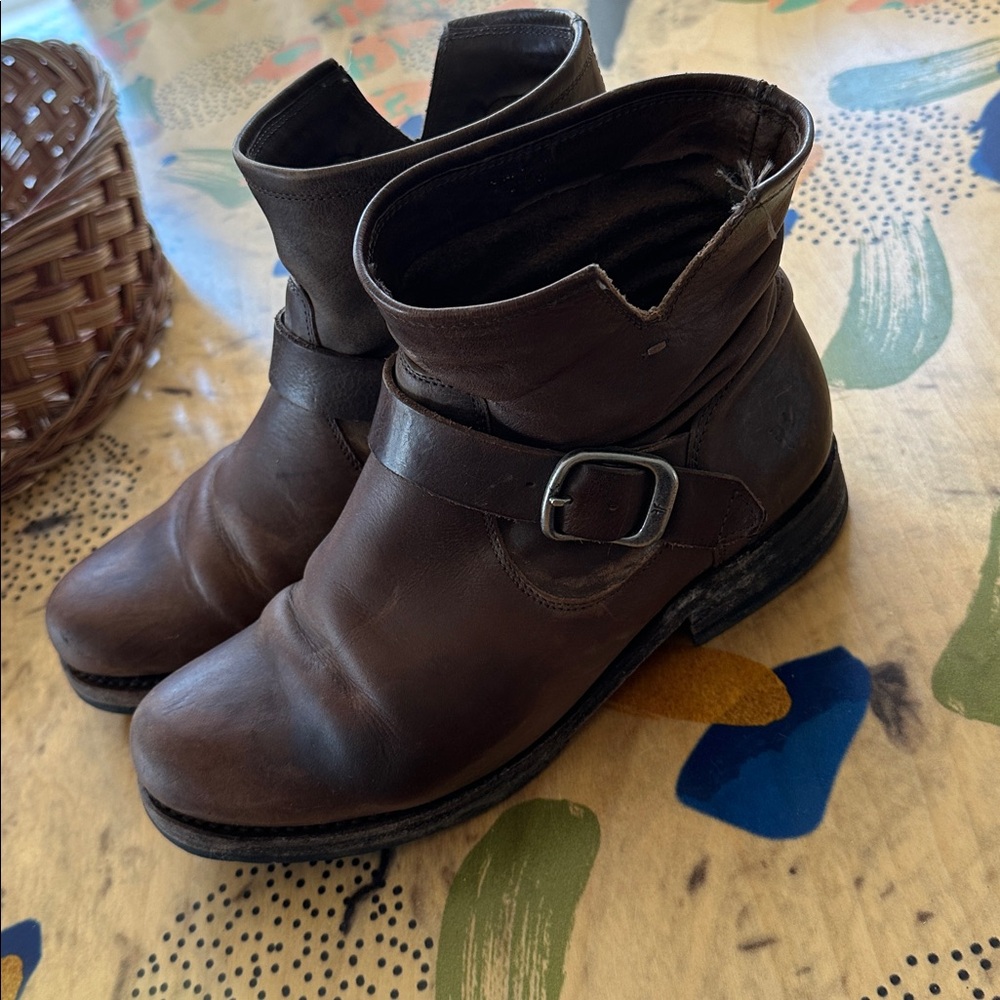 FRYE Women’s Leather Ankle Boots